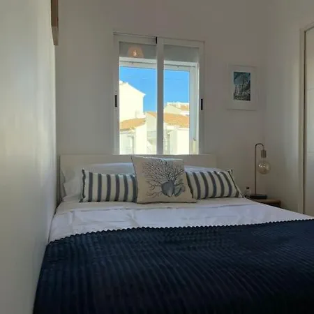 Апартаменти Ventana Al Mar Pool And Access With Elevator