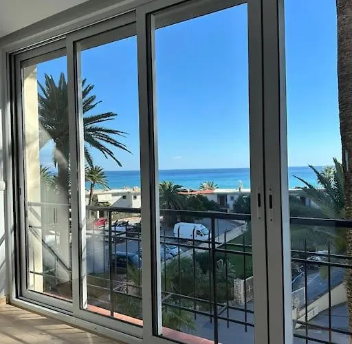 Ventana Al Mar Pool And Access With Elevator דירה